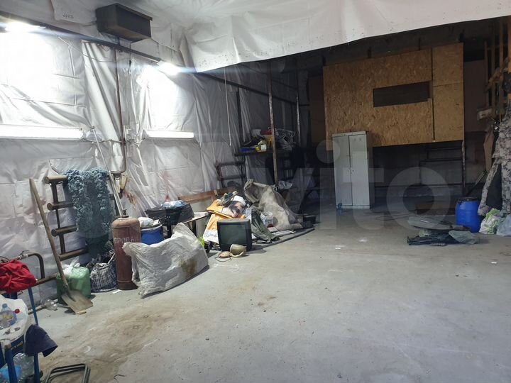 Гараж, > 30 м²