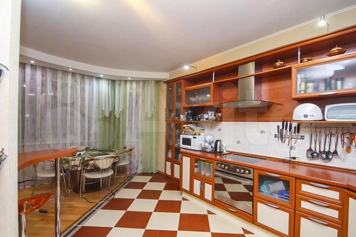3-к. квартира, 102,1 м², 7/9 эт.