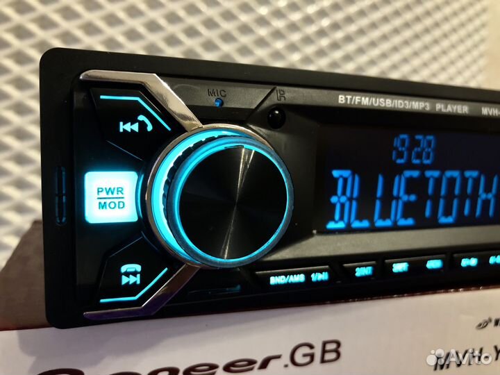Магнитола Pioneer с блютусом