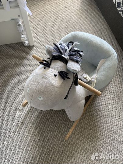 Детская лошадка качалка