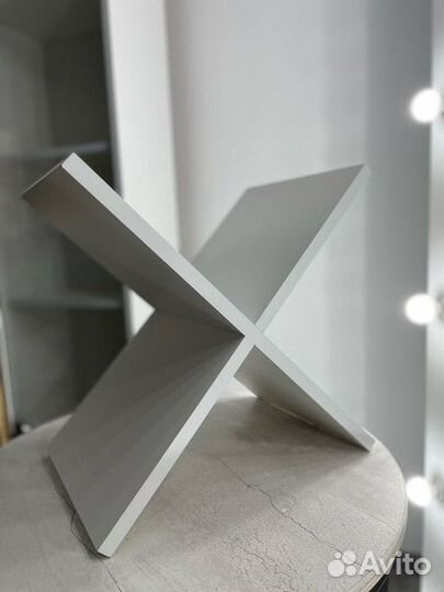 Подставка для сумок