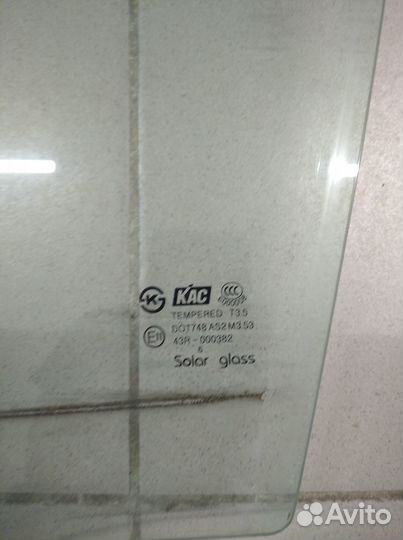 Стекло двери передней левой Chevrolet Captiva c100