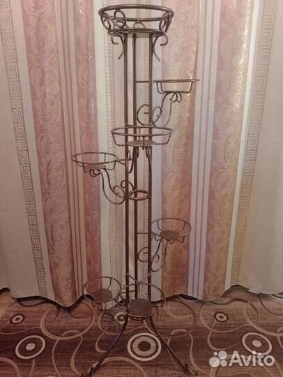 Подставка для цветов напольная металлическая