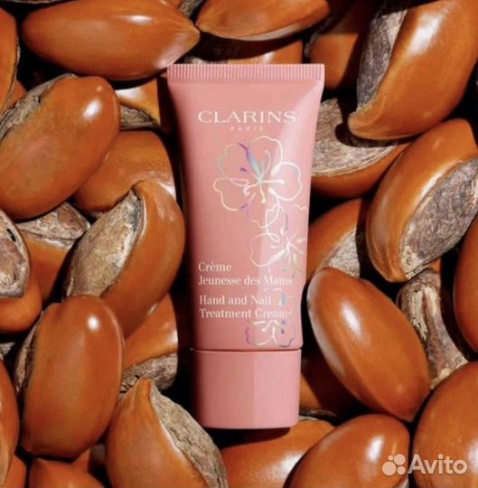 Clarins крем для рук с ароматом сакуры