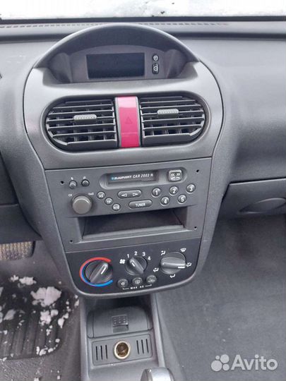 Салон opel Corsa C 2002 робот