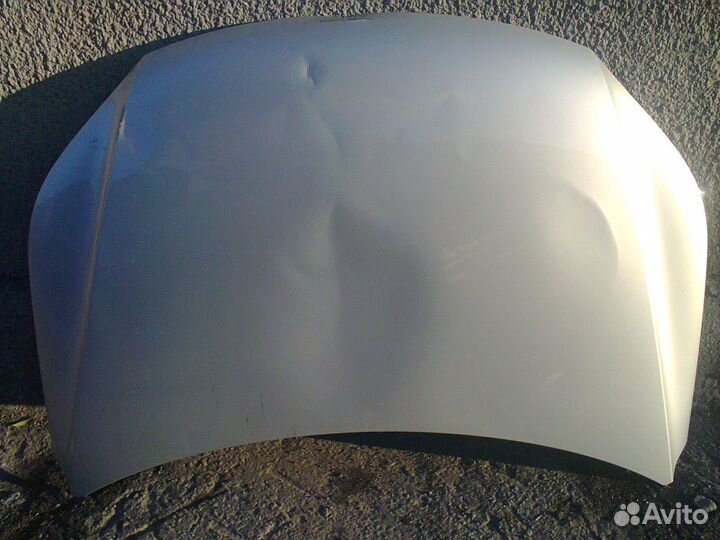 Капот на Volkswagen tiguan с 2008