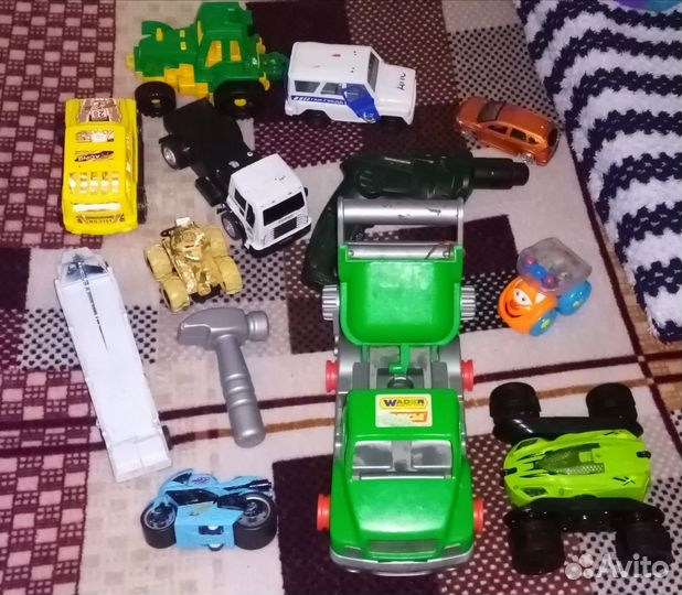 Пакет игрушек мальчику