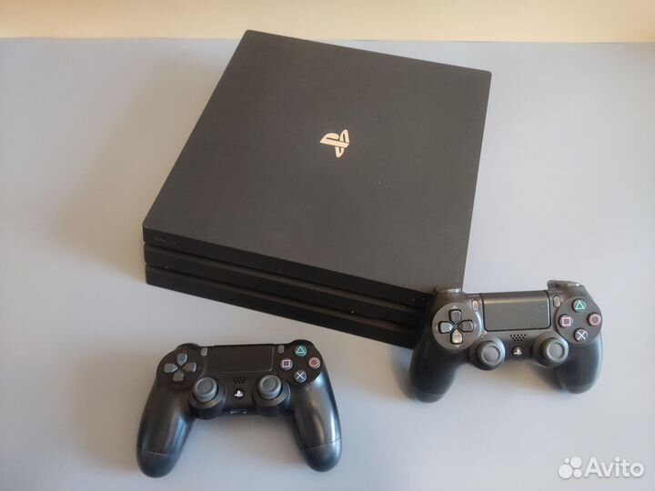 PS4 Pro 1Tb+2 джоя+400 игр