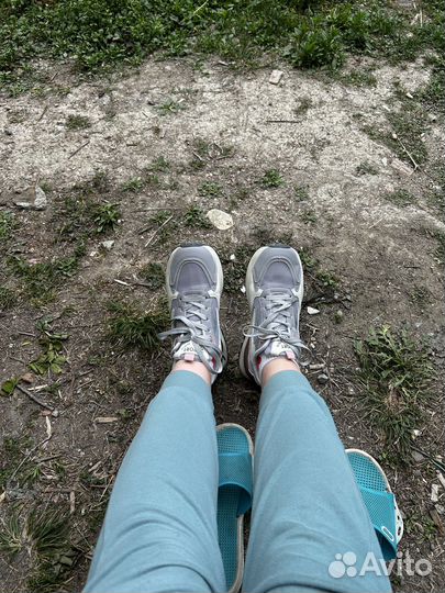 Кроссовки 39,5 женские
