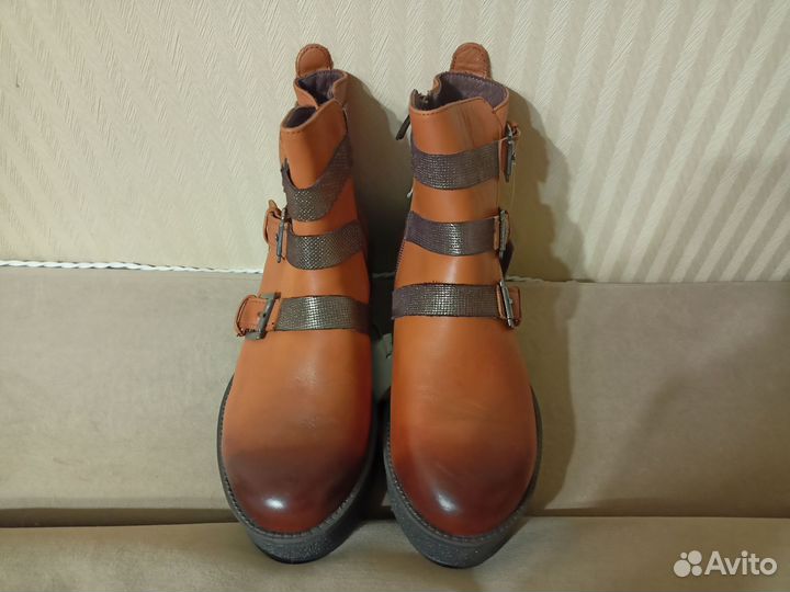 Ботинки женские новые 36 размер