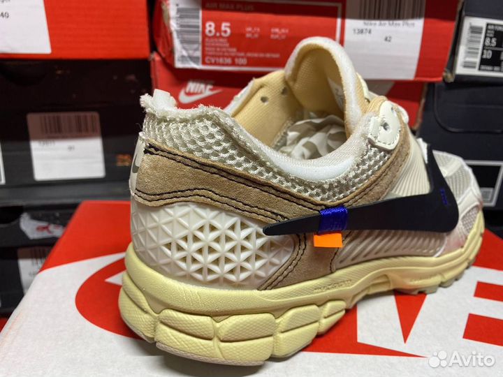 Кроссовки Nike Zoom Vomero 5