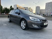 Opel Astra 1.6 MT, 2013, 265 000 км, с пробегом, цена 875 000 руб.