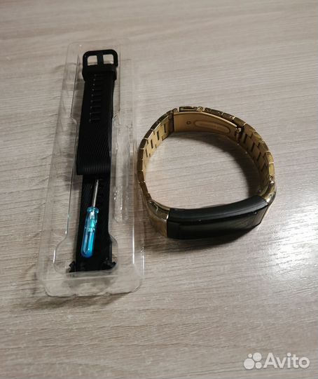 Huawei band 4 pro