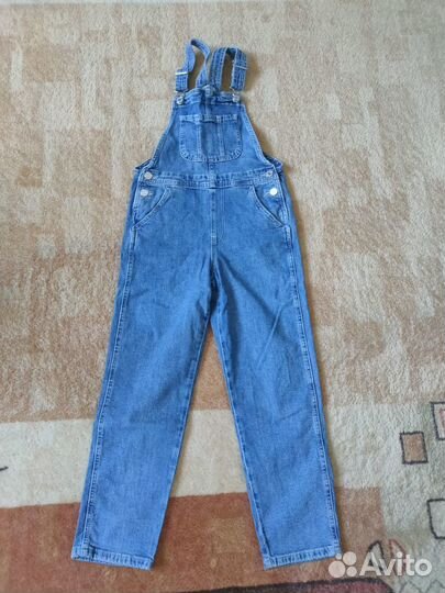Джинсовый комбинезон для девочки