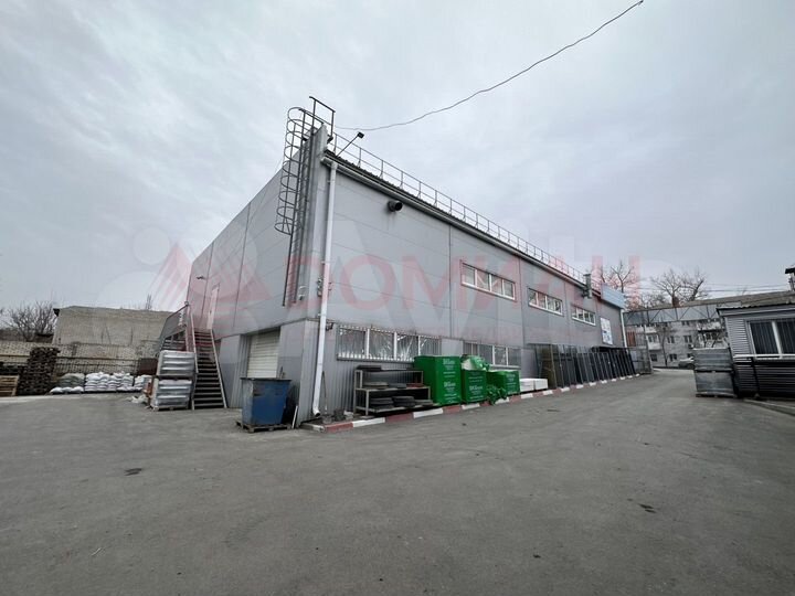 Продам здание, 1050 м²
