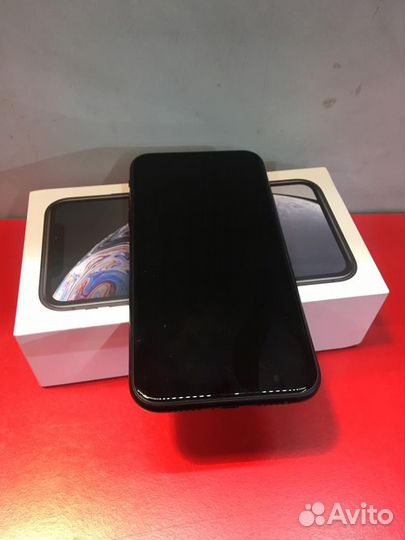 iPhone Xr, 64 ГБ