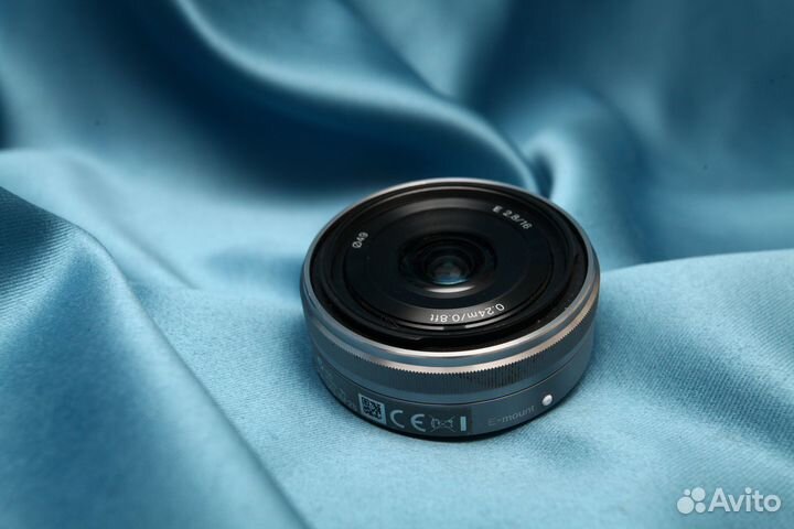 Sony E 16mm f/2.8 