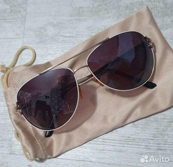 Солнцезащитные очки