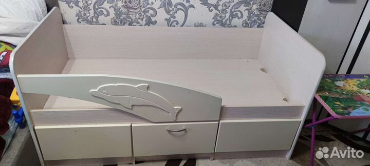 Детская кровать дельфин с матрасом