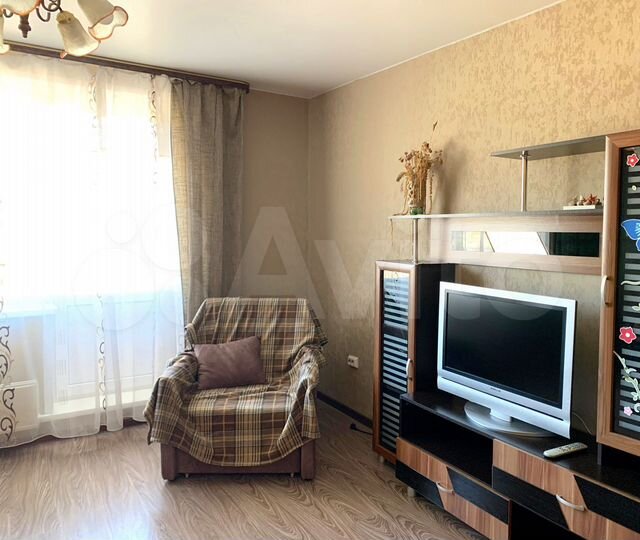 2-к. квартира, 56 м², 10/10 эт.
