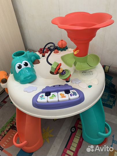 Развивающий стол