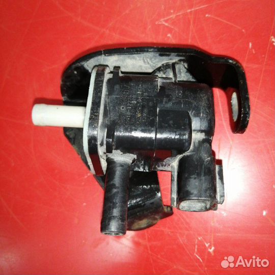 Вакуумный клапан Toyota