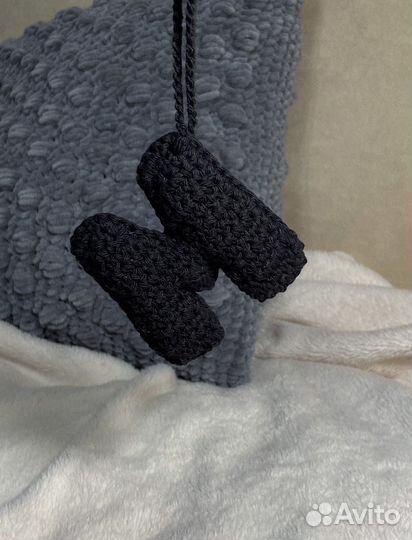 Брелок обвес на сумку буква