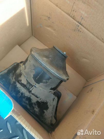 Опора для двигателя передняя правая Хонда Civic