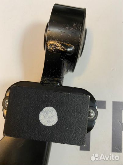 Опора двигателя 2arfe верх (1236336040)