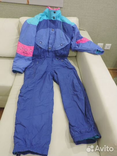 Продаю женский горнолыжный комбинезон