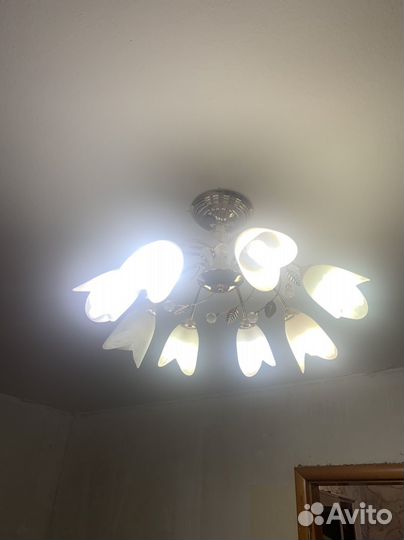 Люстра потолочная бу