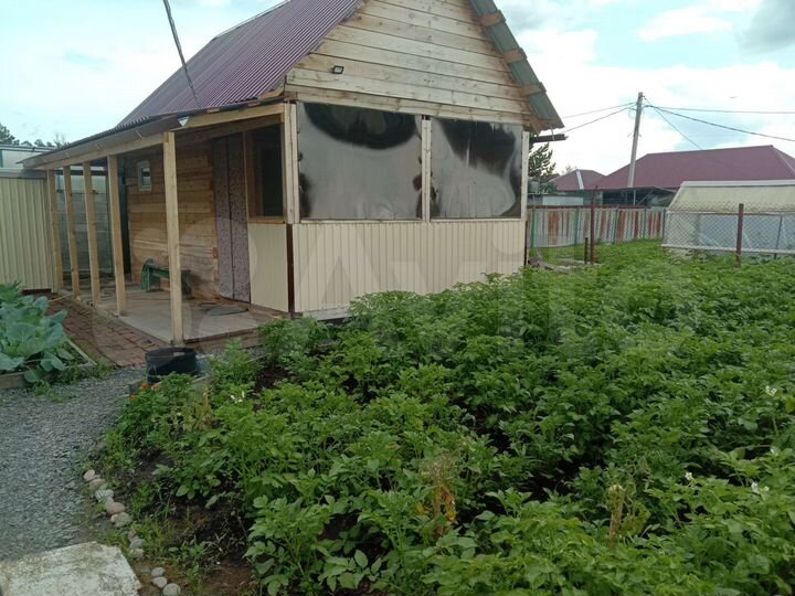 Дом 80 м² на участке 5 сот.