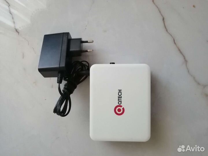 Роутер Wi-Fi QBR-1041WU v2S