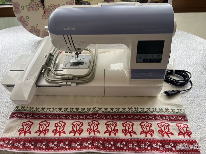 Вышивальная машина Brother innov-is 700 E
