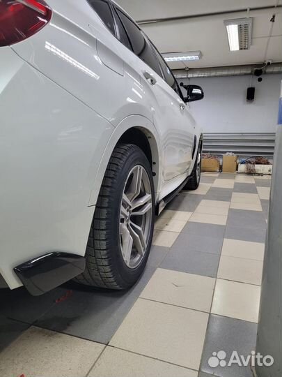 Диффузор и клыки Performance на BMW X6 F16