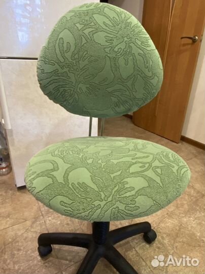 Стул компьютерный детский