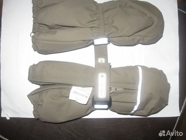 Перчатки и носки