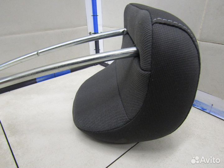 Подголовник Focus III 2011