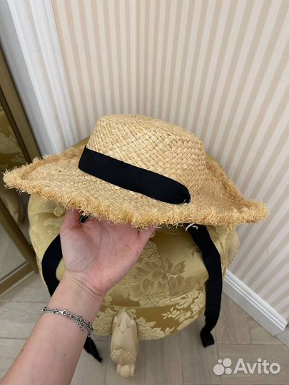 Шляпа пляжная