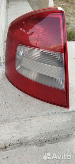 Задний фонарь skoda