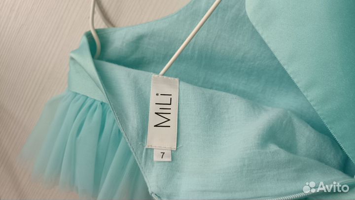 Нарядное платье для девочки 122-128