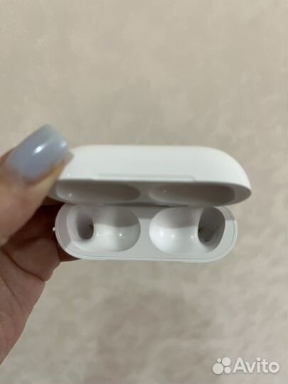 Зарядный кейс для airpods pro оригинал