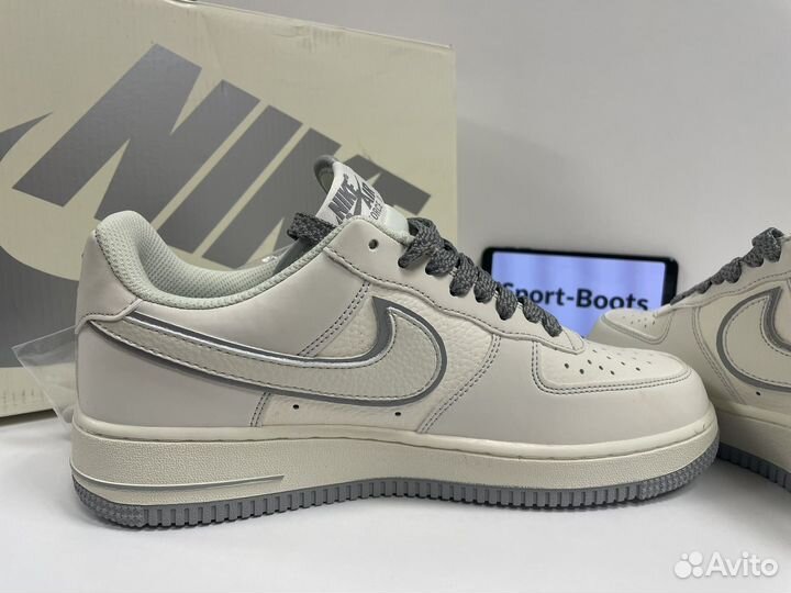 Nike Air Force 1