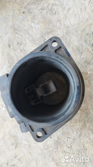 Датчик массового расхода воздуха LADA Granta 2016