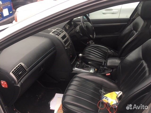 Разбор на запчасти Peugeot 407