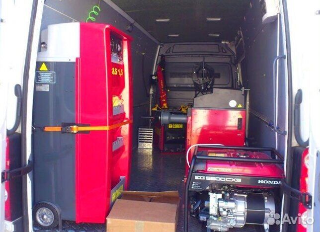 Выездной специалист шиномонтажа (срочный шиномонта