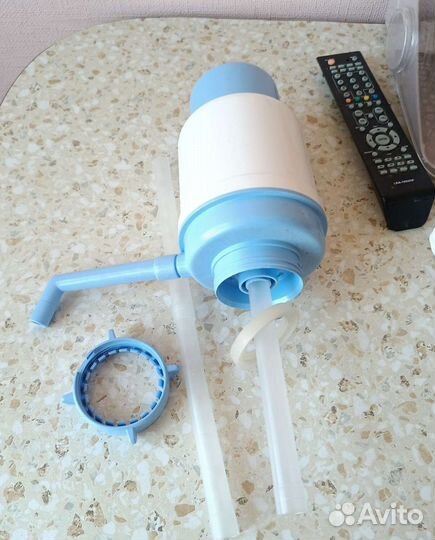 Помпа на бутыль 19 л новая