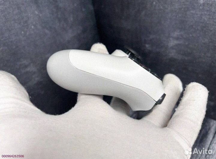 Геймпад DualShock 4