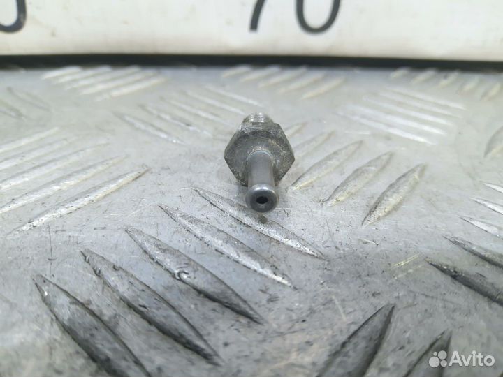 Б/У Соеденительный штутцер#001