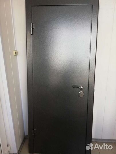 Дверь металлическая